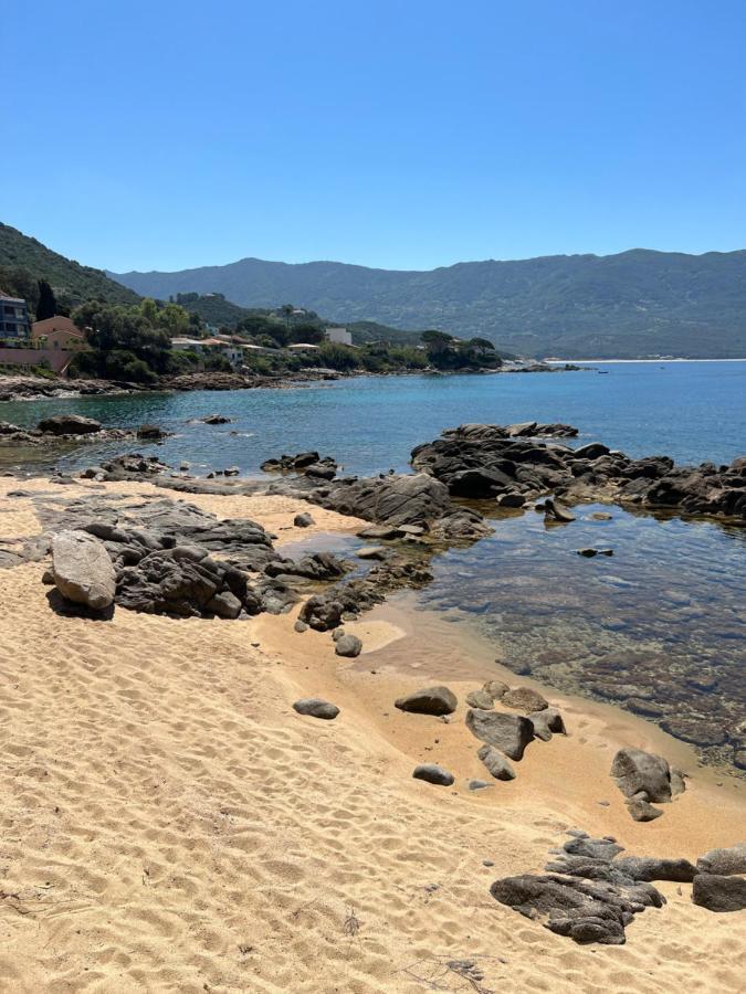 Pieds Dans L'eau, Tiuccia, 2-4 Pers Apartment