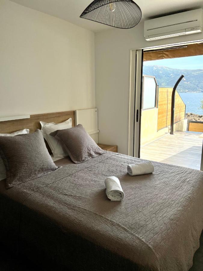 Pieds Dans L'eau, Tiuccia, 2-4 Pers Apartment